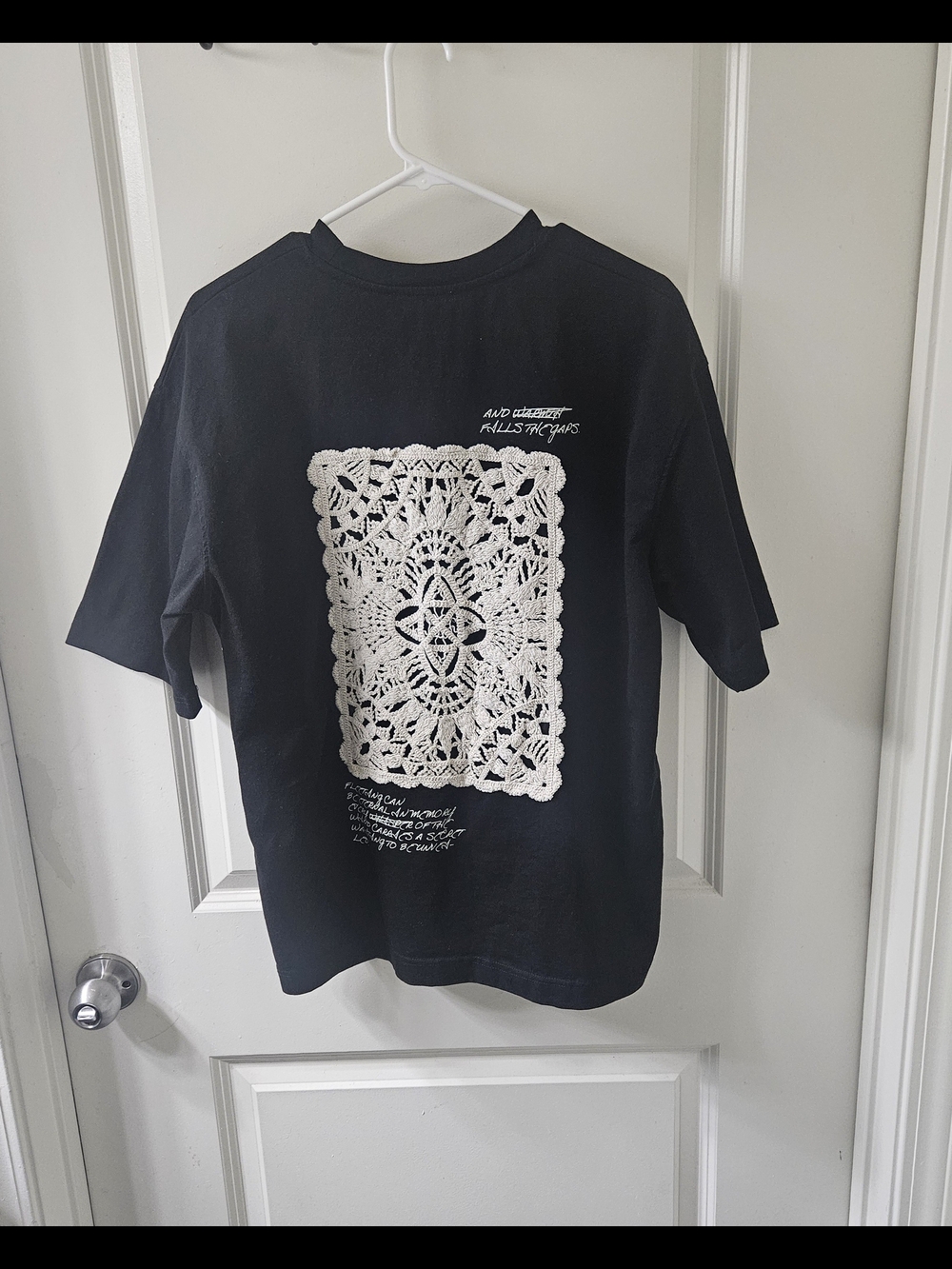 Zara Black Short-Sleeve Tee with Small White Chest Graphic - Picture 7 of 12